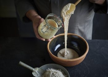 Hem Lezzetli Hem Sağlığa Faydalı Ekşi Mayalı Ekmek